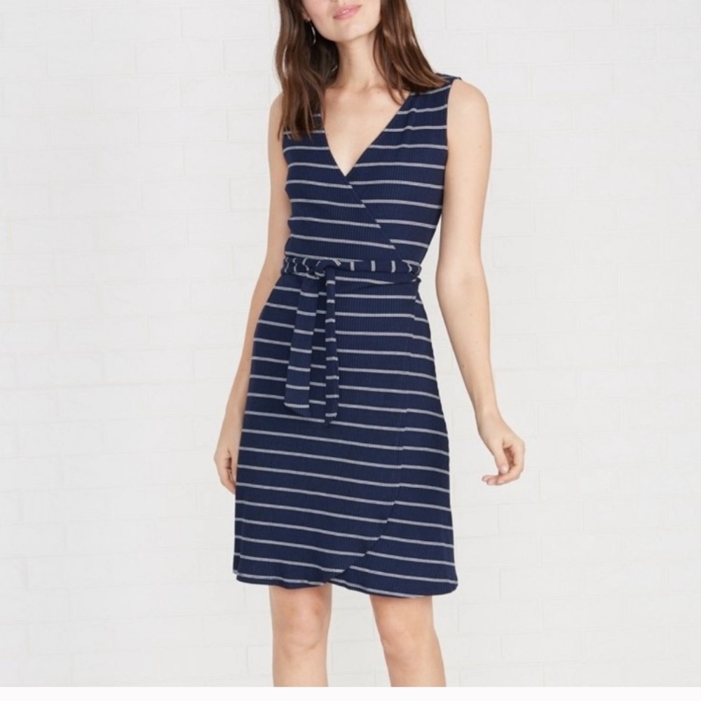 Amour vert wrap dress size xs